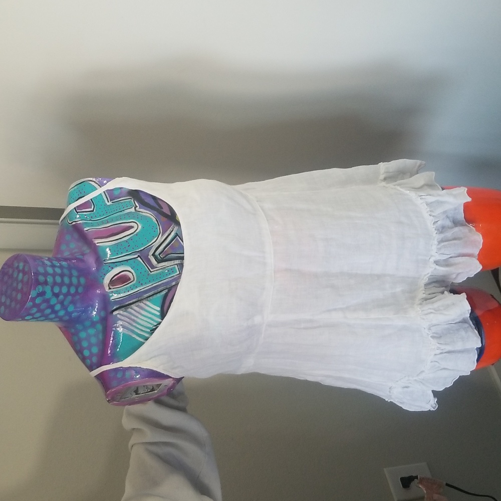 Grizas, white linen, spaghetti strap top, medium